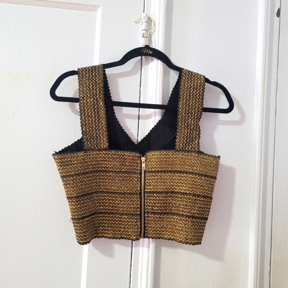 Women's Top - Picture 2 of 3